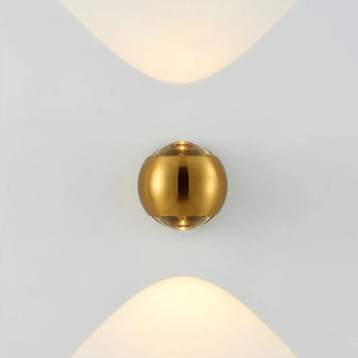 Contemporary LED Wall Sconce in Brushed Brass