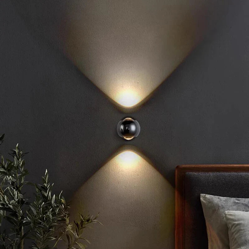 Contemporary LED Wall Sconce in Brushed Brass