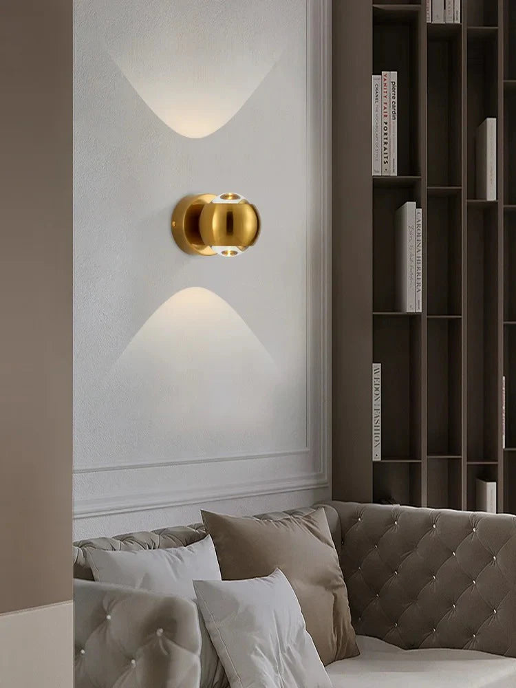 Contemporary LED Wall Sconce in Brushed Brass