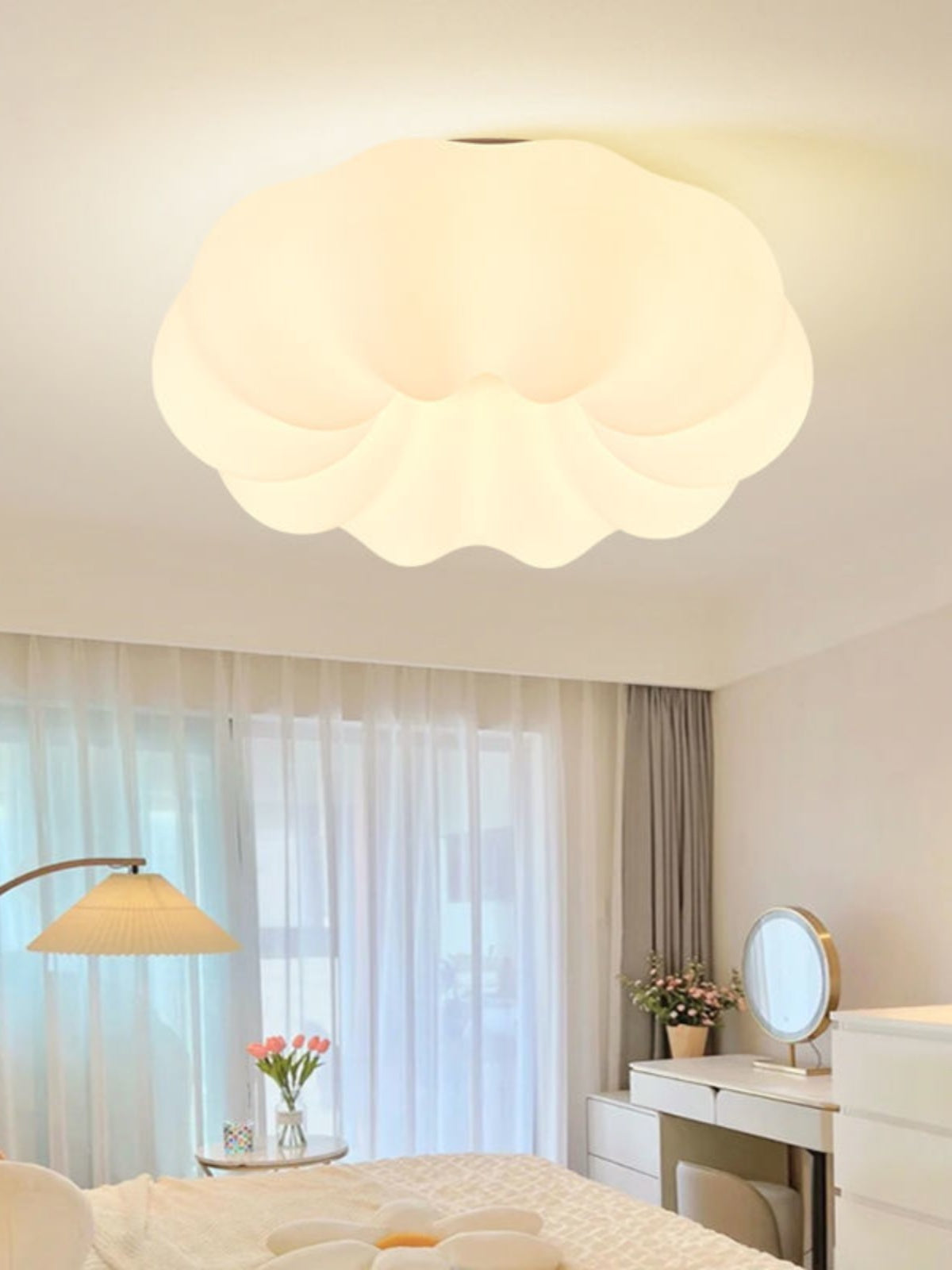 Cream-style Kids’ Room Ceiling Lights with Pumpkin-Cloud Inspired Design